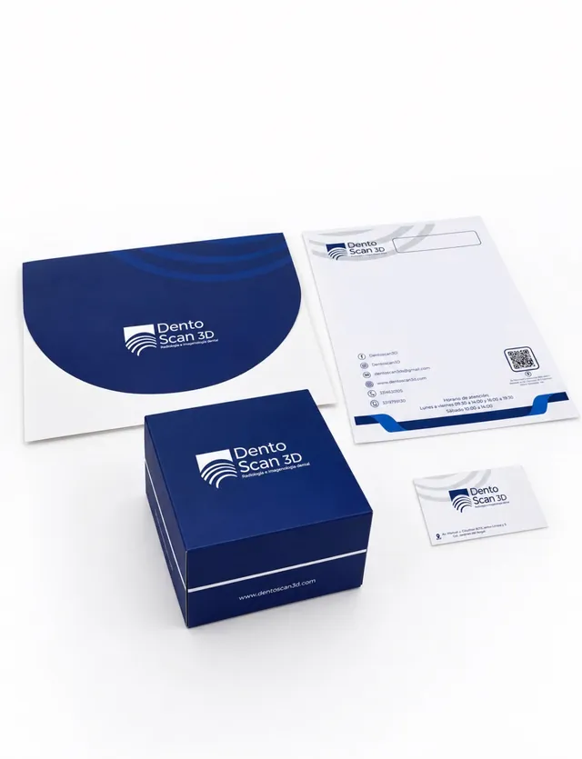 Caja, carpeta, hoja membretada y tarjeta de Dento Scan 3D para entregar estudios